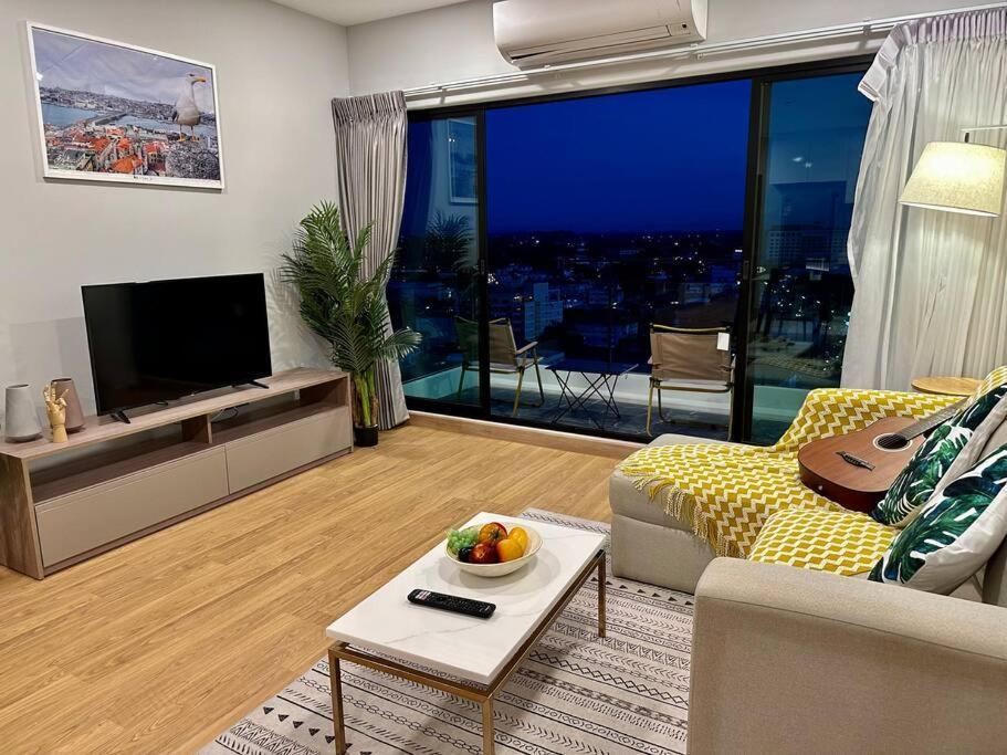 Astra Sky River High Floor,3 Bedrooms 97㎡ 山景房带浴缸 Chiang Mai Bagian luar foto