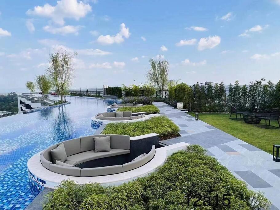 Astra Sky River High Floor,3 Bedrooms 97㎡ 山景房带浴缸 Chiang Mai Bagian luar foto