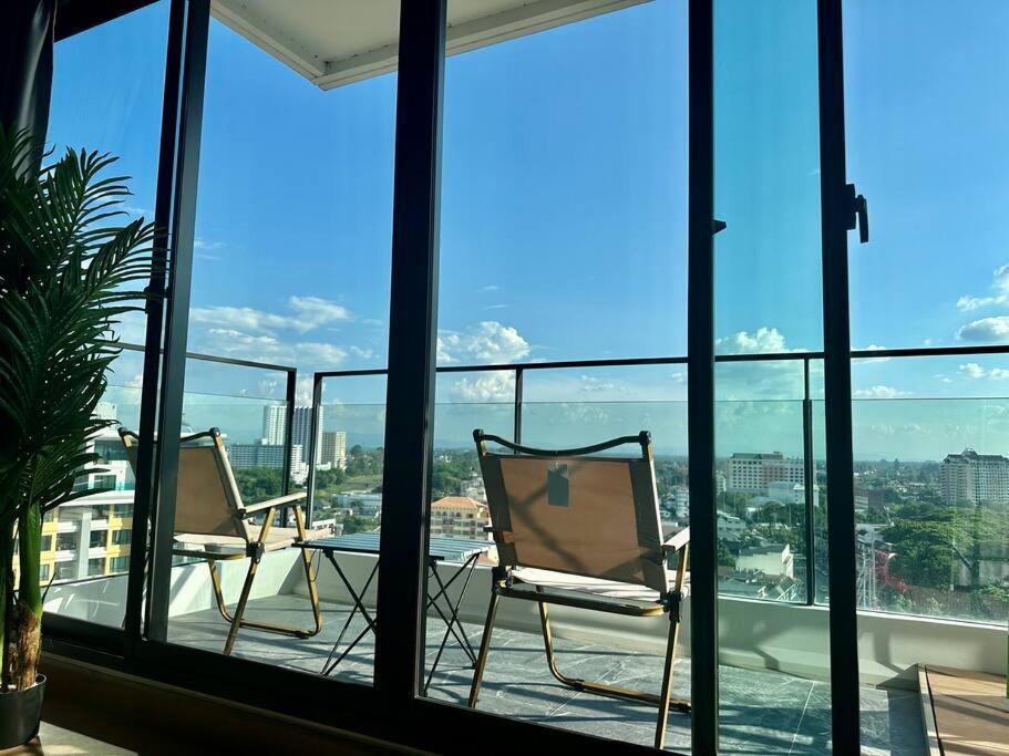 Astra Sky River High Floor,3 Bedrooms 97㎡ 山景房带浴缸 Chiang Mai Bagian luar foto
